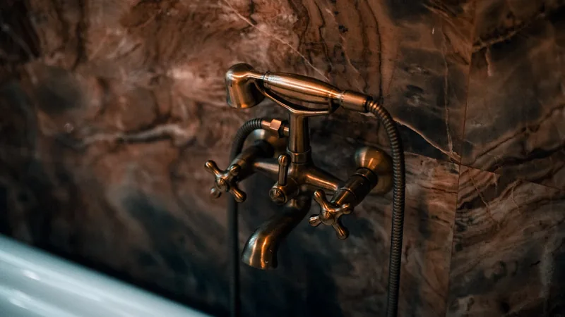 Plumbing fixture installation in Dallas, TX